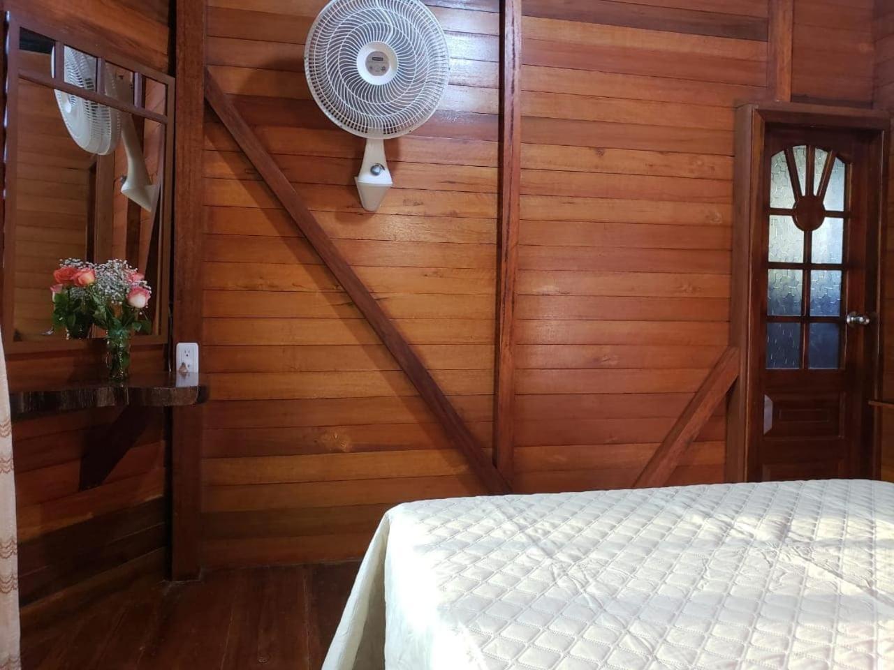 Quinta Primavera - Hosteria Campestre Нуэва-Лоха Экстерьер фото