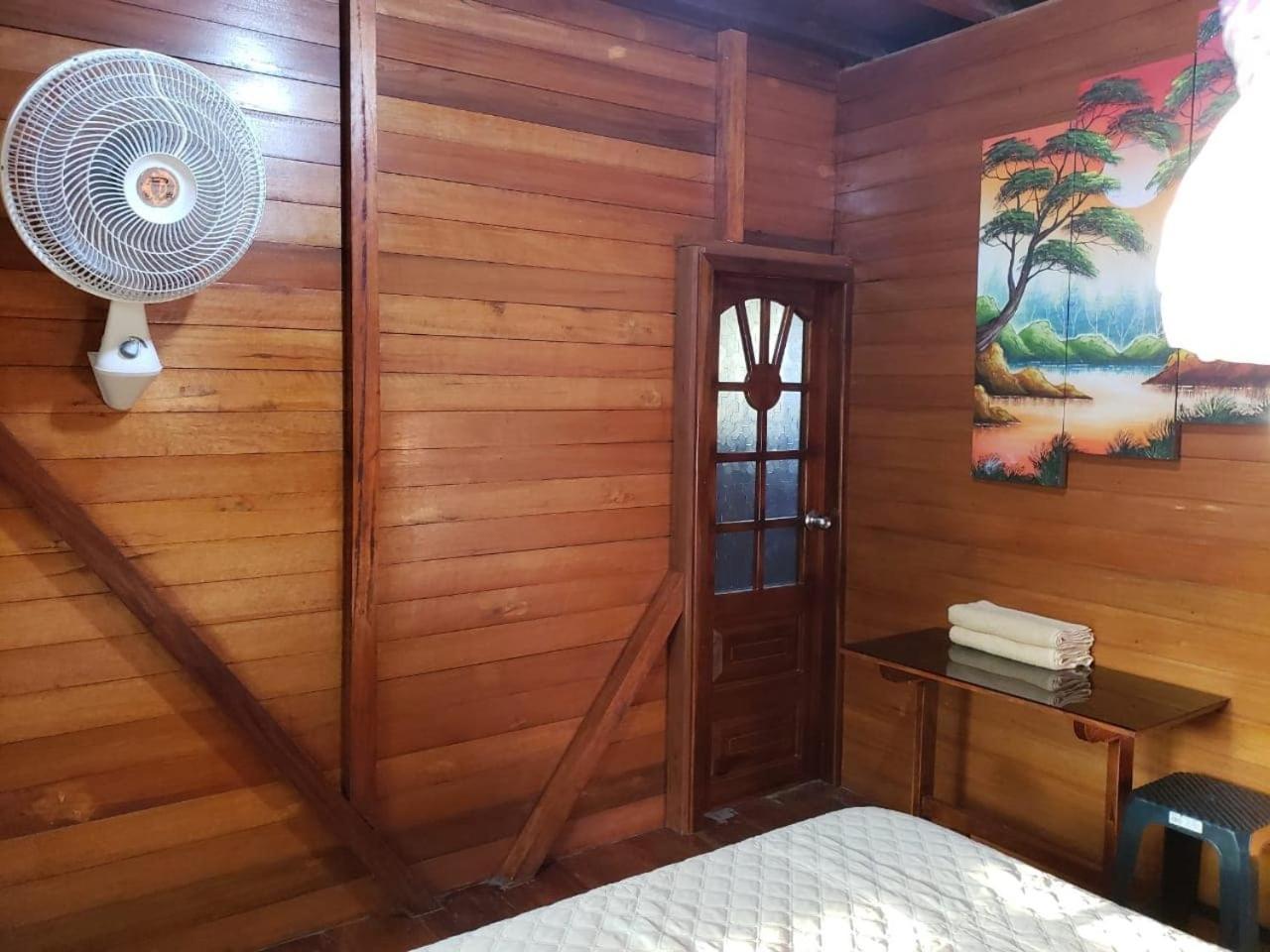 Quinta Primavera - Hosteria Campestre Нуэва-Лоха Экстерьер фото