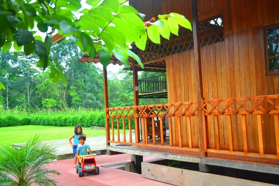 Quinta Primavera - Hosteria Campestre Нуэва-Лоха Экстерьер фото