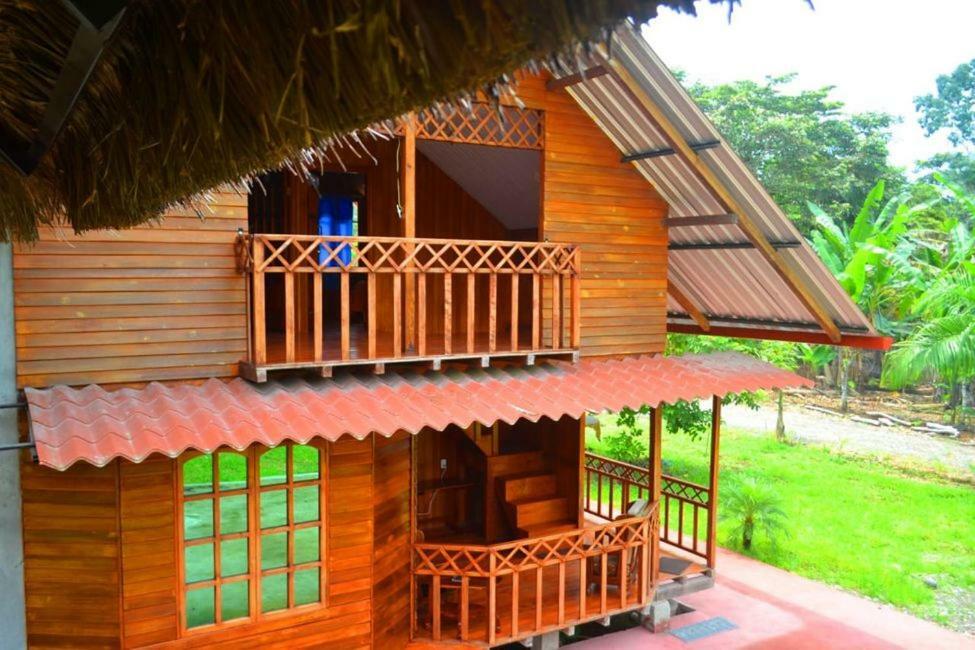 Quinta Primavera - Hosteria Campestre Нуэва-Лоха Экстерьер фото